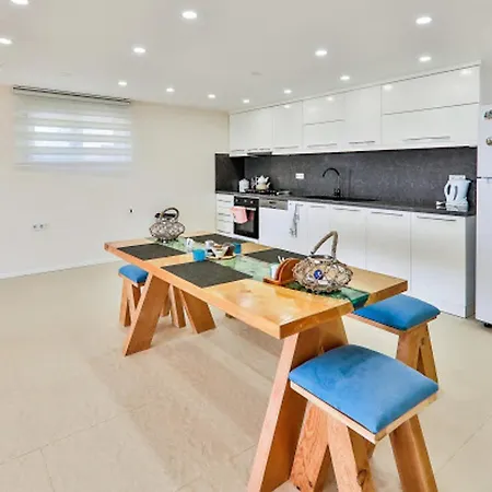 Ξενοδοχείο 2 Bedrooms With Sea View Private Pool And Jacuzzi At Κας