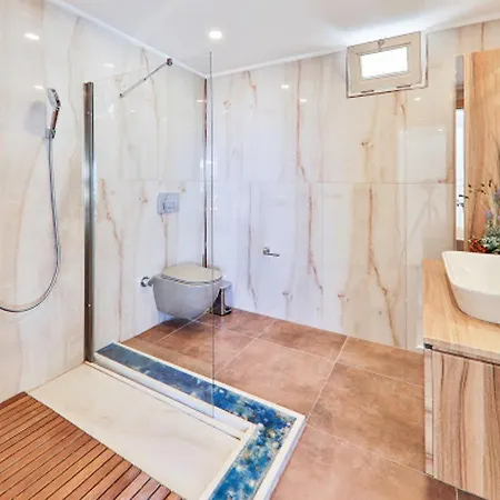 2 Bedrooms With Sea View Private Pool And Jacuzzi At Ξενοδοχείο 4*