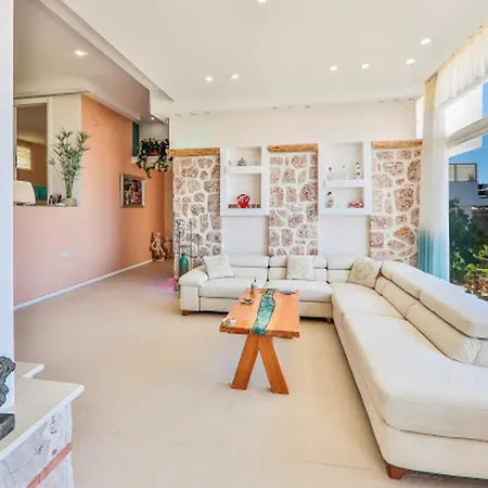 2 Bedrooms With Sea View Private Pool And Jacuzzi At Hotel Kaș