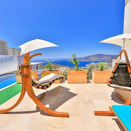 2 Bedrooms With Sea View Private Pool And Jacuzzi At